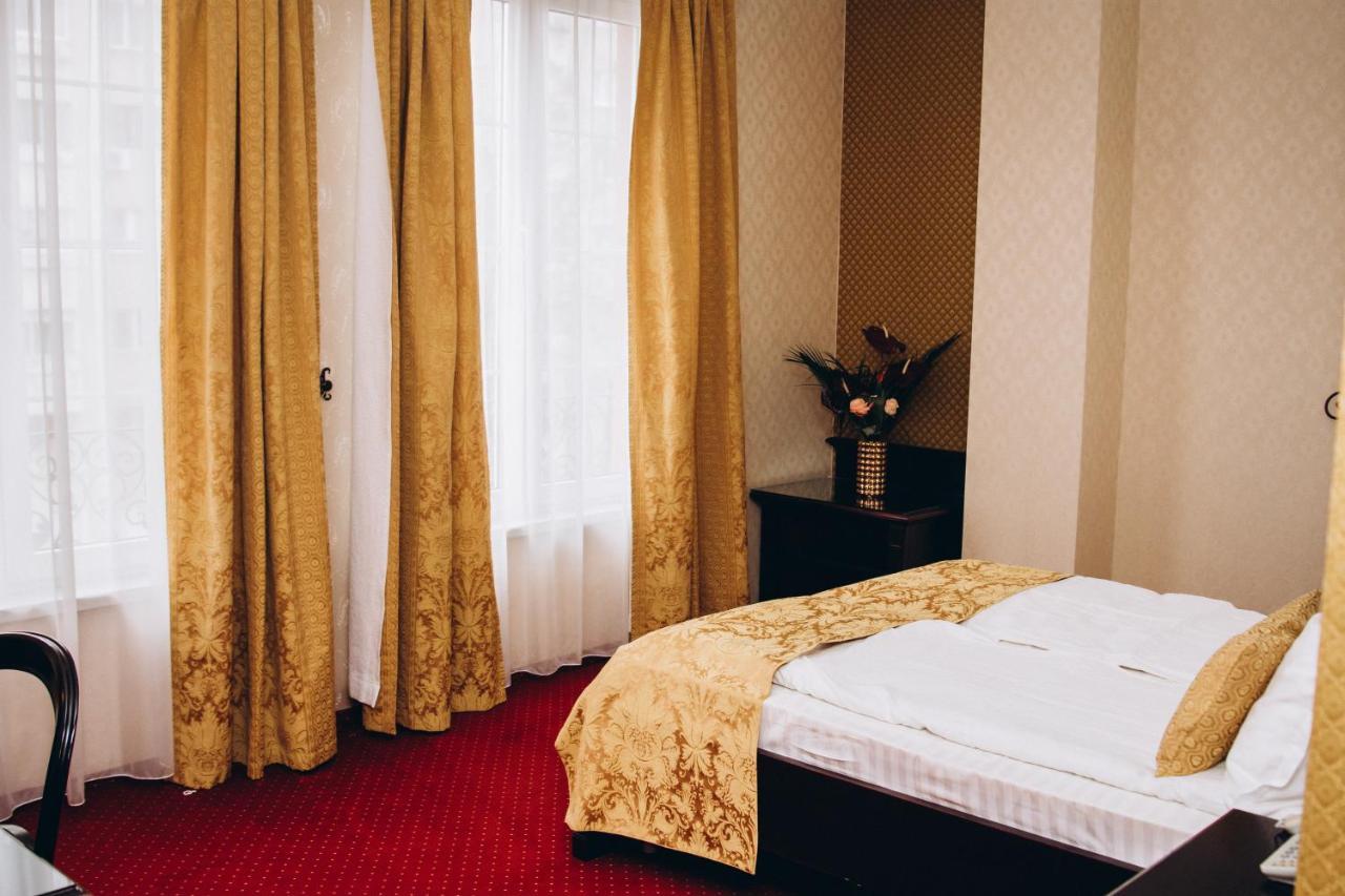 Hotel Novera Τιμισοάρα Εξωτερικό φωτογραφία
