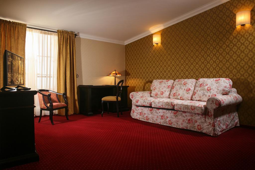 Hotel Novera Τιμισοάρα Εξωτερικό φωτογραφία