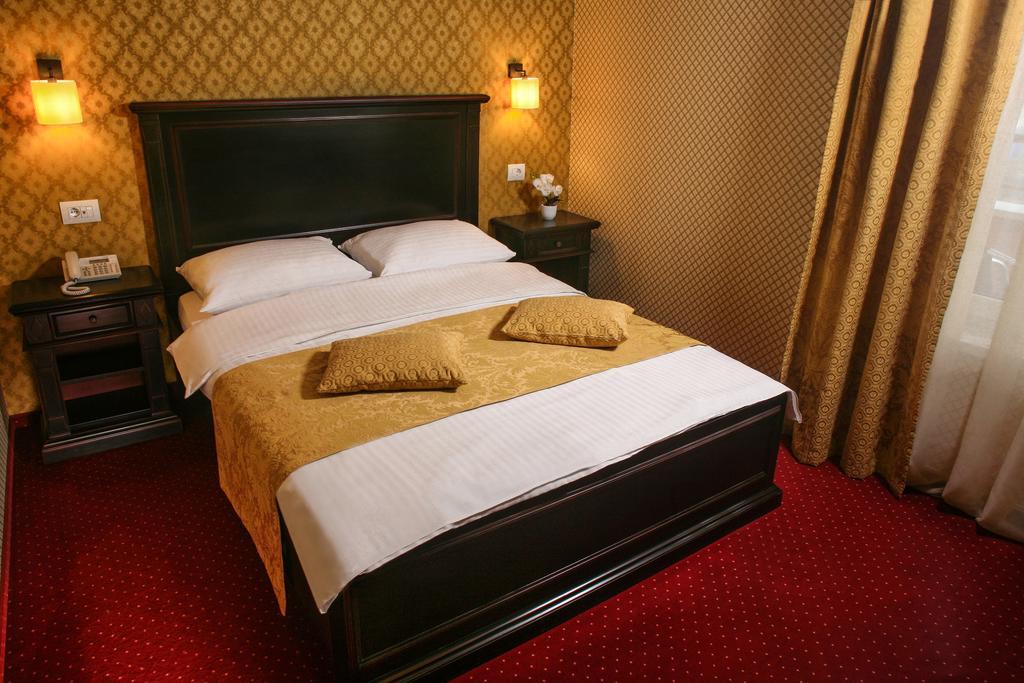 Hotel Novera Τιμισοάρα Εξωτερικό φωτογραφία