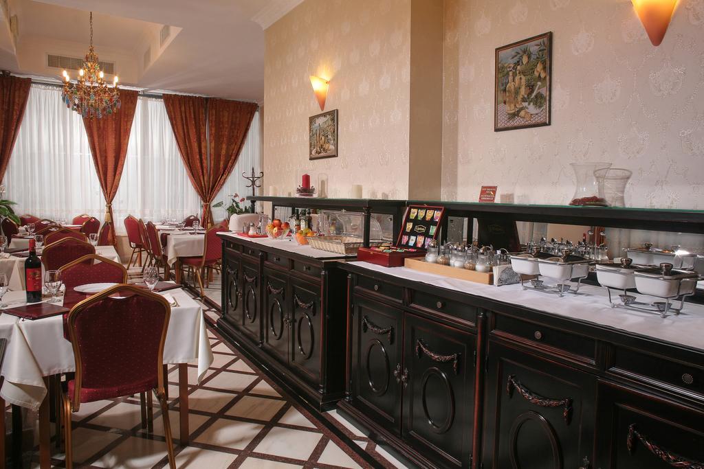 Hotel Novera Τιμισοάρα Εξωτερικό φωτογραφία