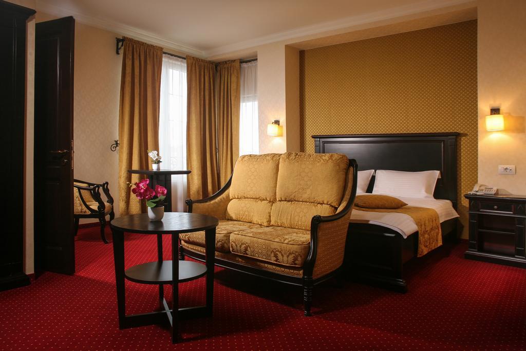 Hotel Novera Τιμισοάρα Εξωτερικό φωτογραφία